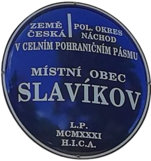 Znak obce Slavíkov