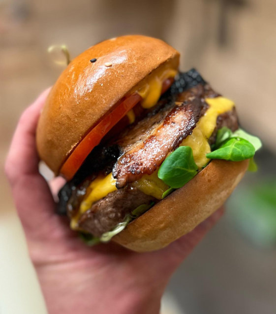 Beef burger obrázek